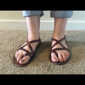 American Eagle Sandals